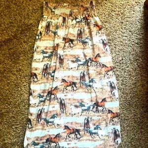 Size Medium Runnin Horse maxi skirt with side slits.